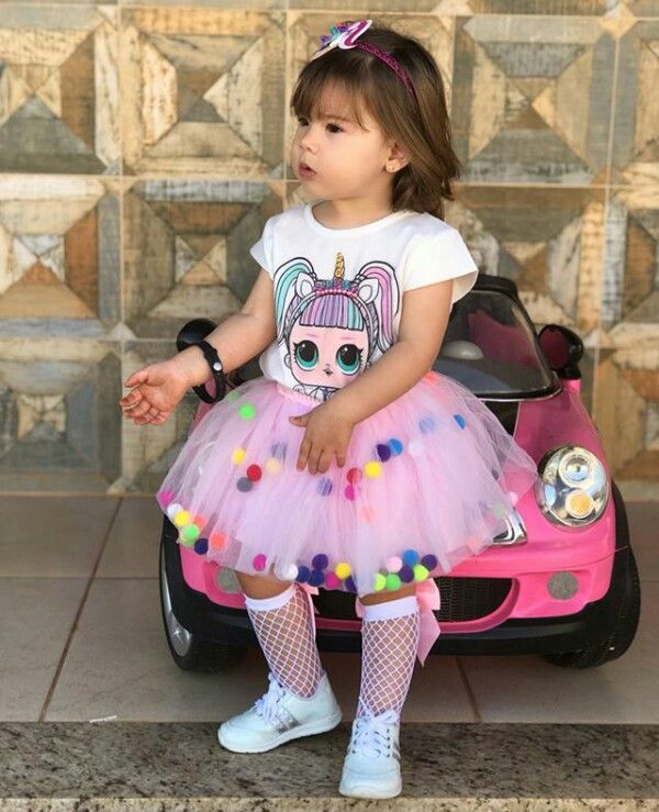 kid with shoe and socks