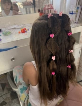 kids with a nice hairstyle